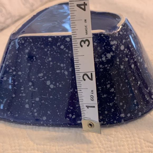 Heart Shaped Bowl in Beautiful Blue with Sponge-ware finish - Picture 6 of 9